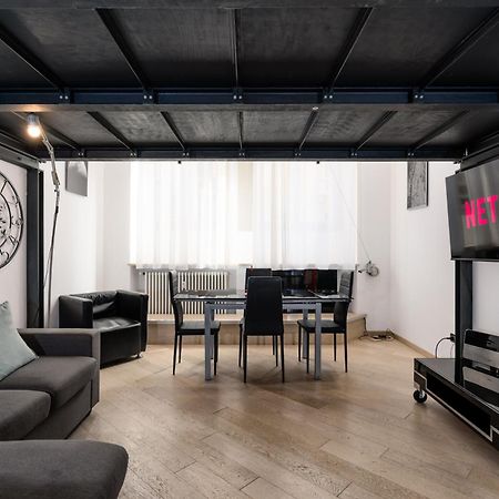 Moderno Loft A 150Mt Dalla Metro "Bernini" Turín Exteriér fotografie